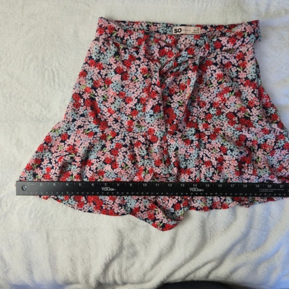 SO Goods For Life Floral Mini Skirt XS Navy Red Pink Ditsy Print Rayon Tie Waist - Picture 7 of 10